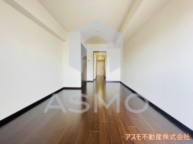 居室・リビング　同マンション別部屋、参考写真