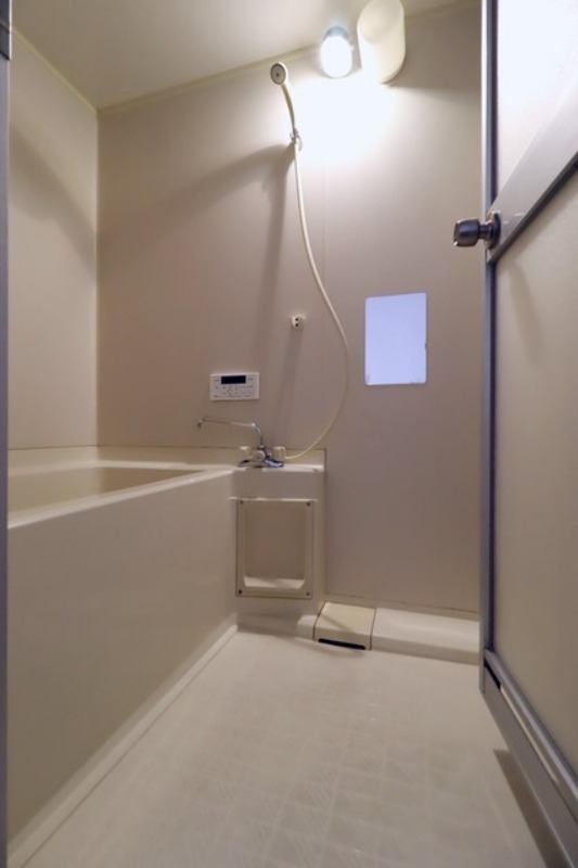 バス・シャワールーム　図面と現状に相違がある場合には現状を優先