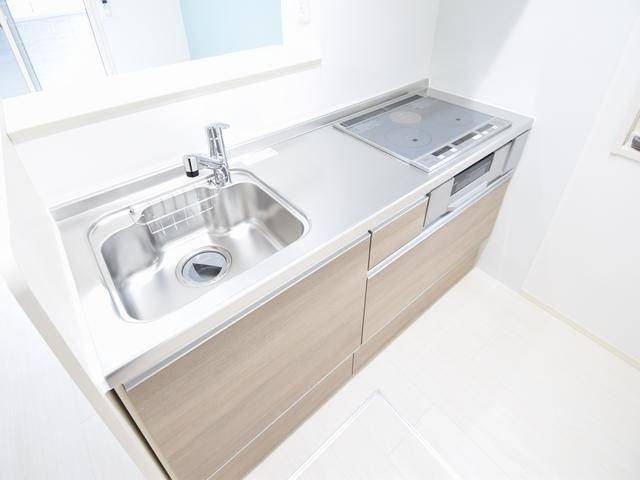 キッチン　同物件別室のイメージ画像となります