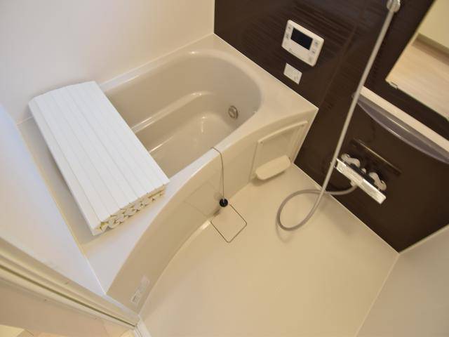 バス・シャワールーム　同物件別室のイメージ画像となります