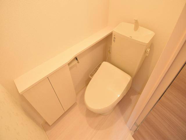 トイレ　同物件別室のイメージ画像となります