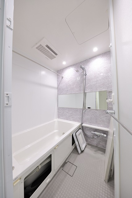 バス・シャワールーム　バス※別部屋参考写真