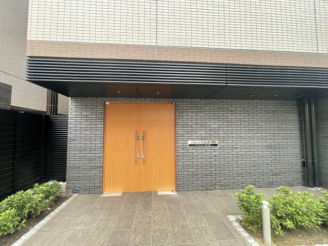 エントランス　エントランス