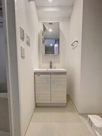 洗面設備　日々の生活に便利な「独立洗面台」あります。