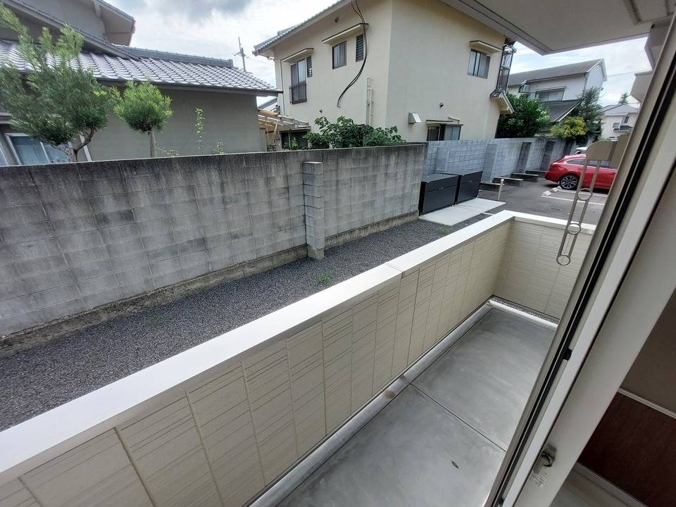 バルコニー　バルコニー