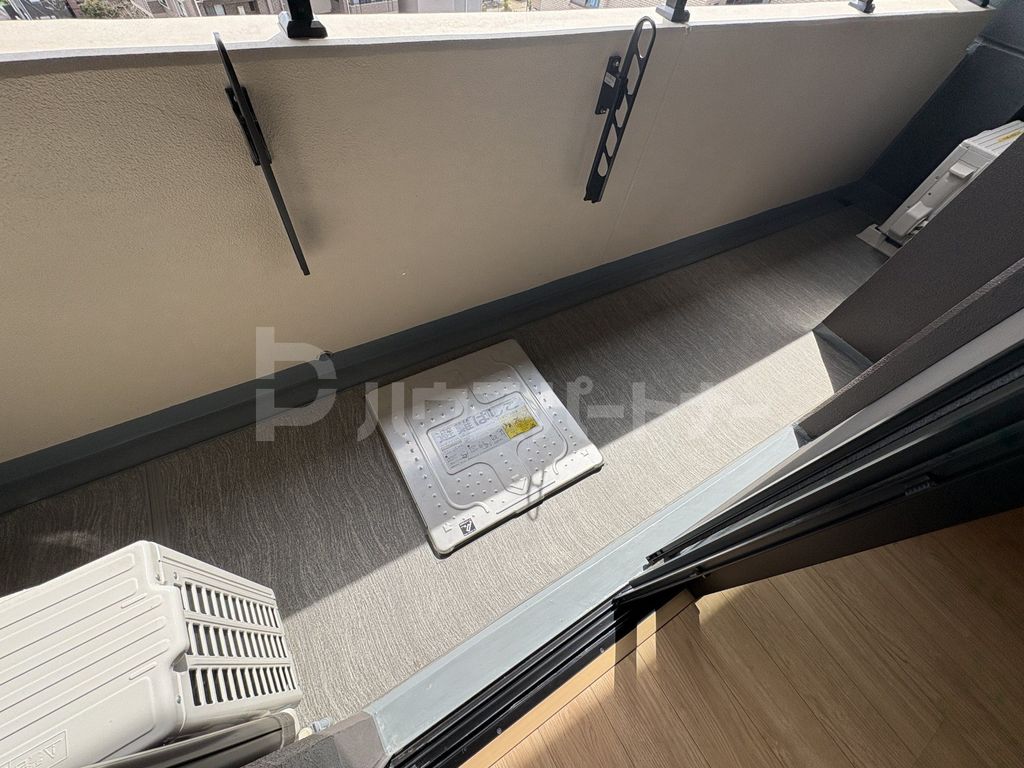 バルコニー　バルコニー