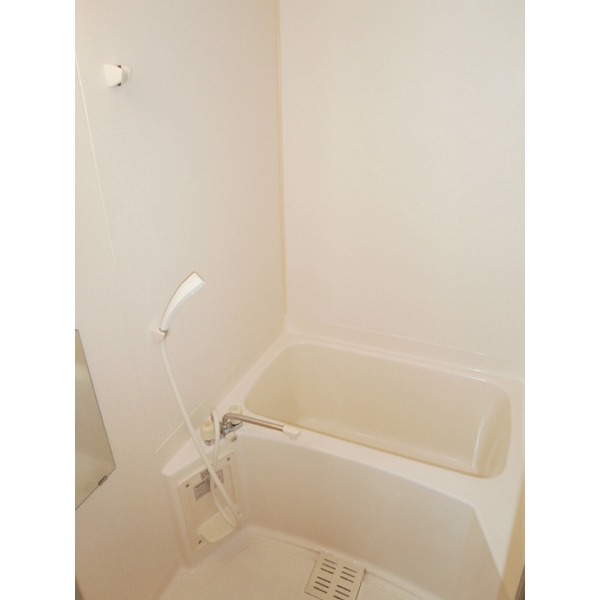 バス・シャワールーム　現況の物を優先とします