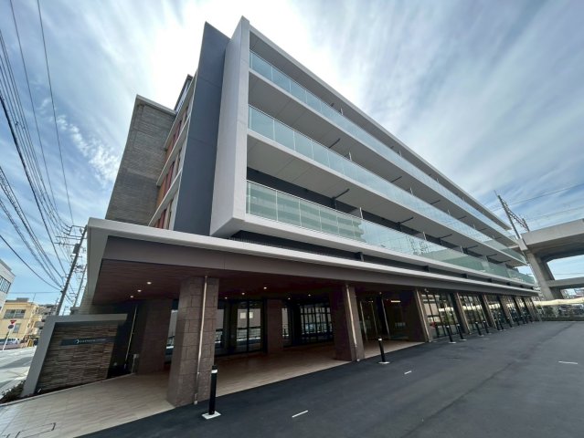 建物外観　落ち着いた雰囲気の外観です