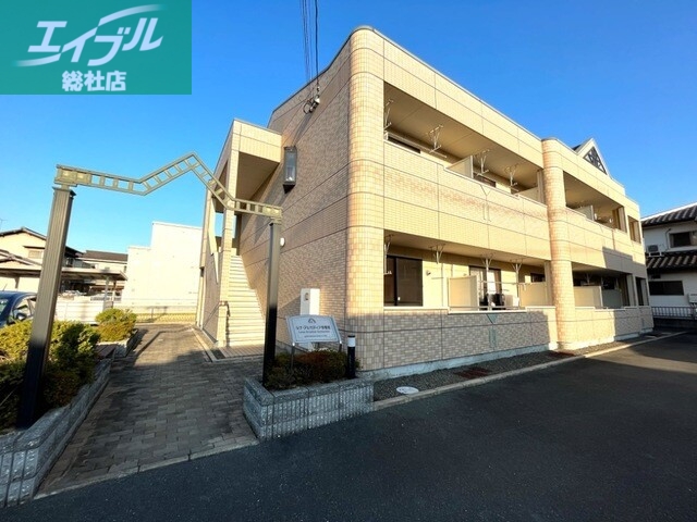 建物外観　外観写真（昼）