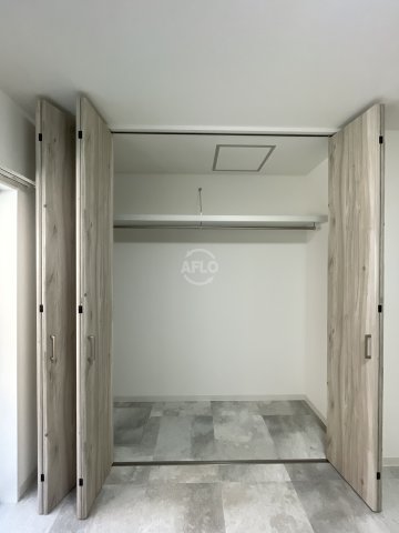 収納　エルサ住之江　収納