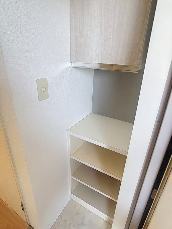 収納　201号室の写真です