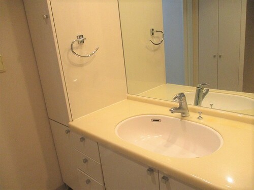 洗面設備　洗面化粧台