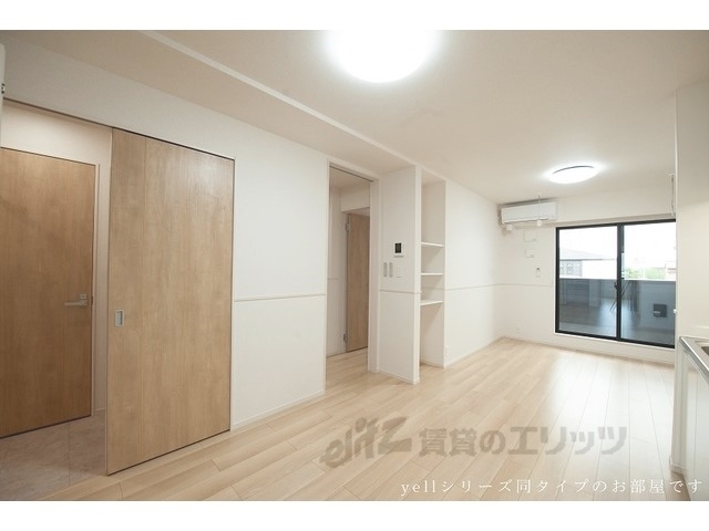 居室・リビング　リビング