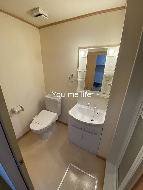 洗面設備　※205号室の写真となります