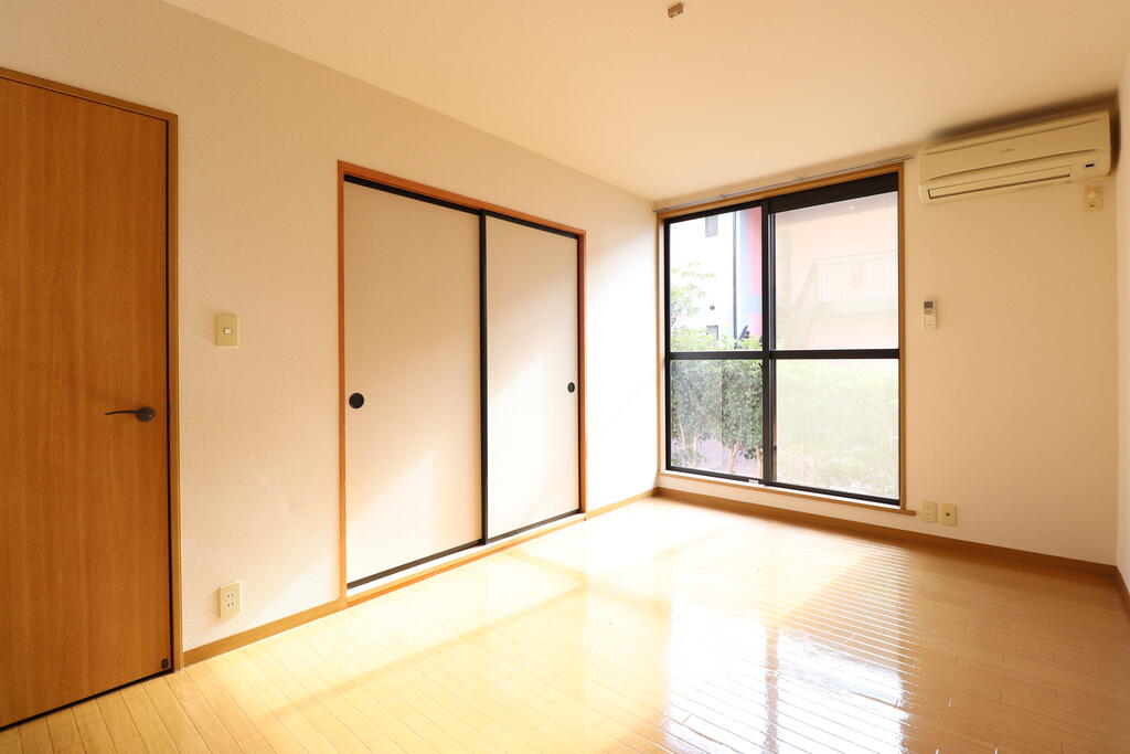 その他部屋・スペース　6.75帖のゆったりと過ごせる洋室♪