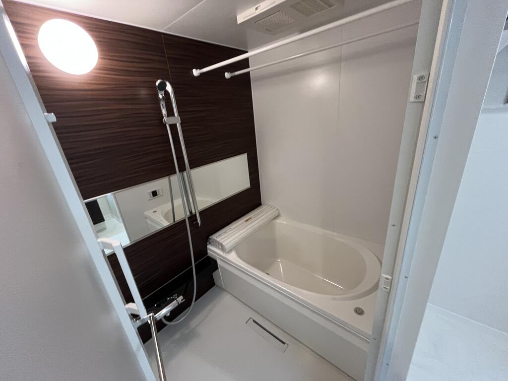 バス・シャワールーム　バスルーム