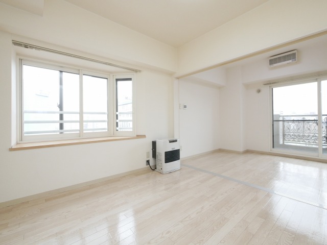 居室・リビング　キレイなリビング♪