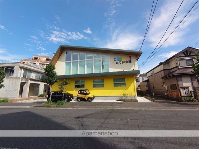 幼稚園・保育園　しおり保育園（幼稚園・保育園）まで659m