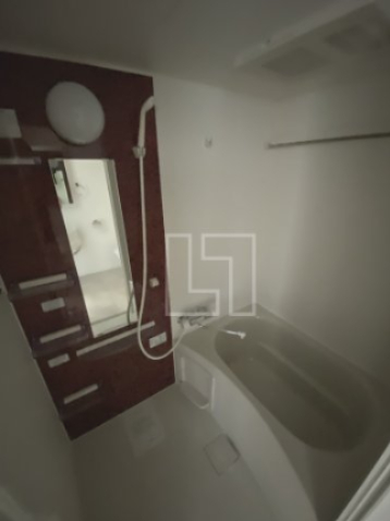 バス・シャワールーム　セレニテ桜川駅前プリエ　浴室