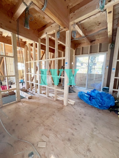 居室・リビング　建築中