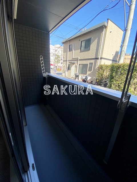 バルコニー　暖かな日差しのふりそそぐバルコニー♪