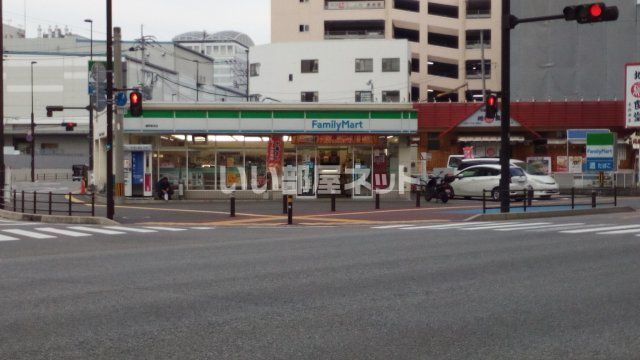 コンビニ　ファミリーマート長浜店（コンビニ）まで162m
