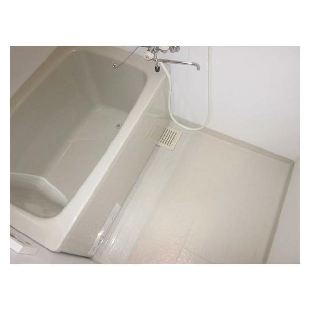 バス・シャワールーム　同物件別部屋　参考画像