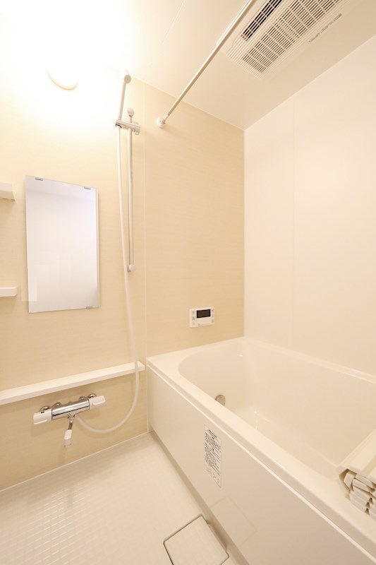バス・シャワールーム　浴室乾燥　追い焚き