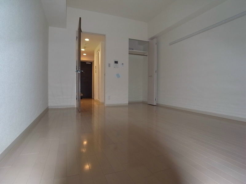 その他部屋・スペース　洋室9.5帖　クローゼット（収納充実してます）