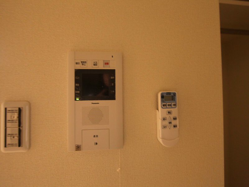 セキュリティ　セキュリティ　TVモニター付インターホン