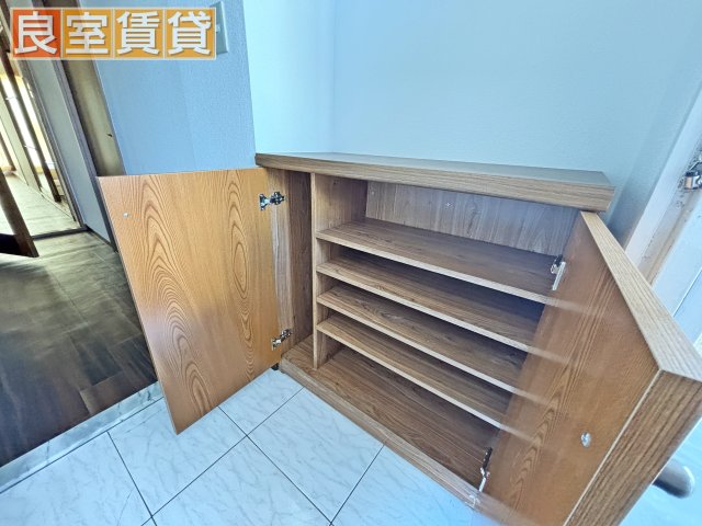 玄関　シュ ズボックス