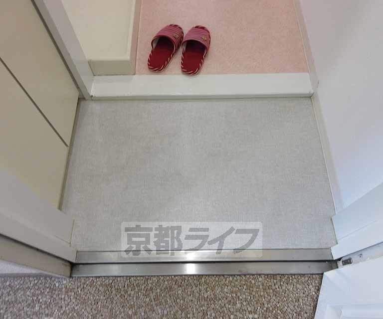 玄関　来客にも安心の広さです