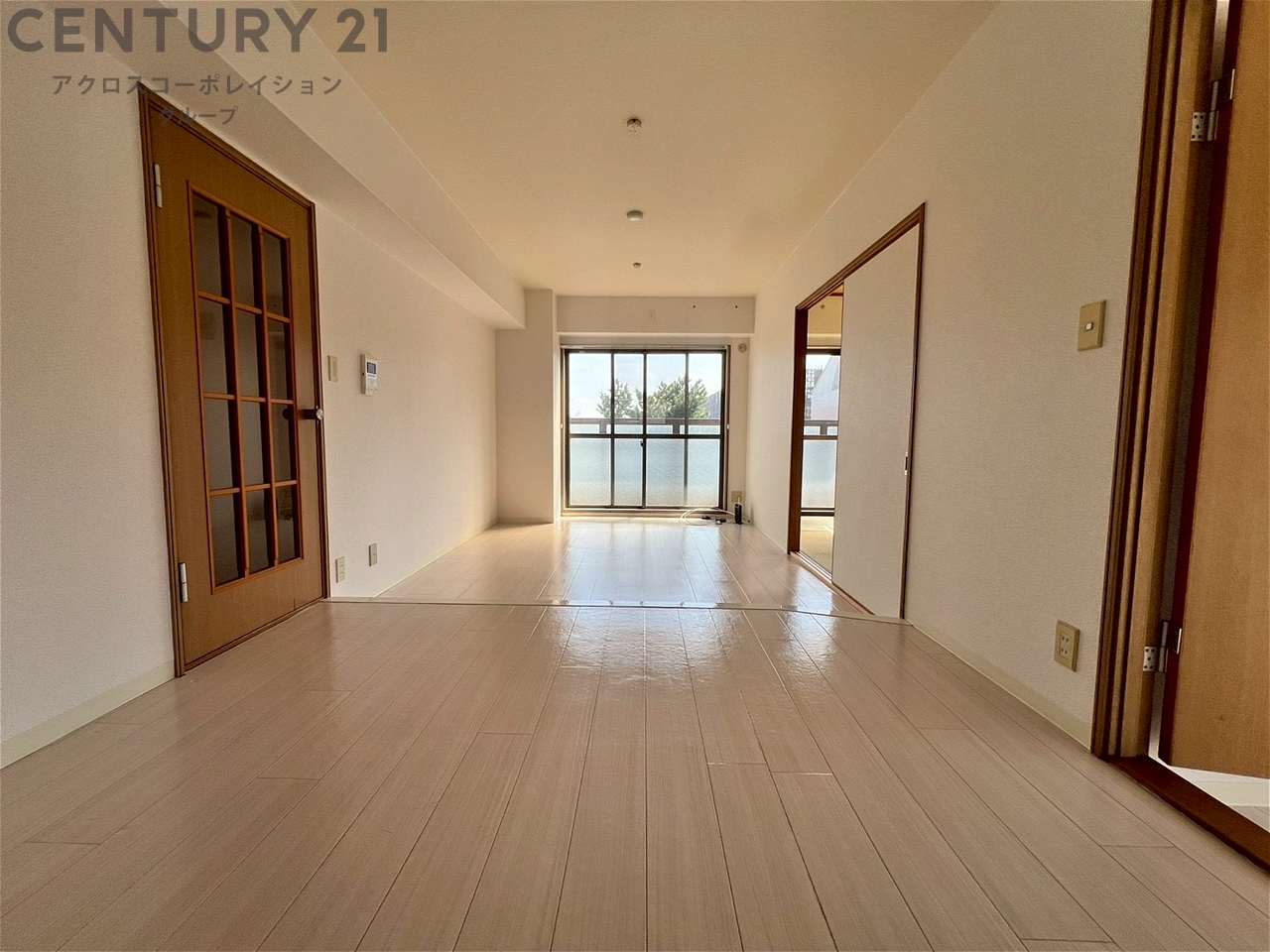 居室・リビング　12帖越えの広いLDK。