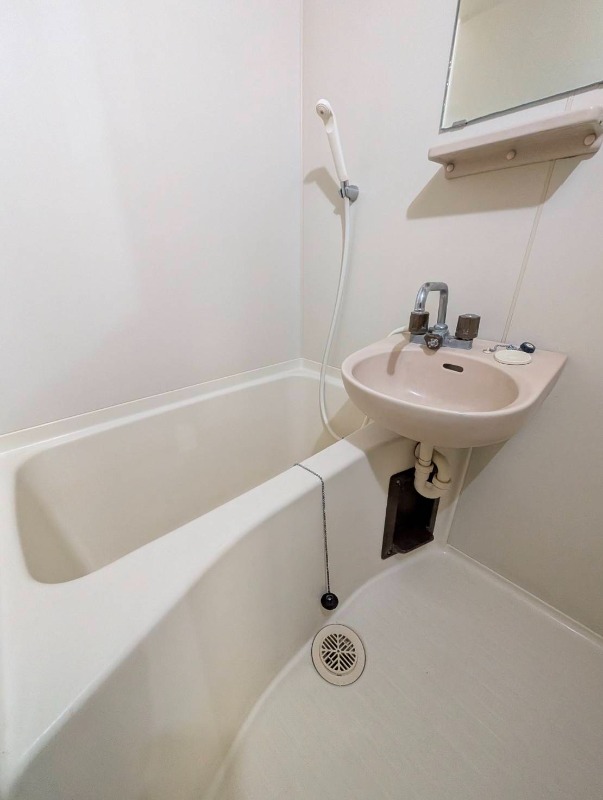 バス・シャワールーム　別号室の写真です