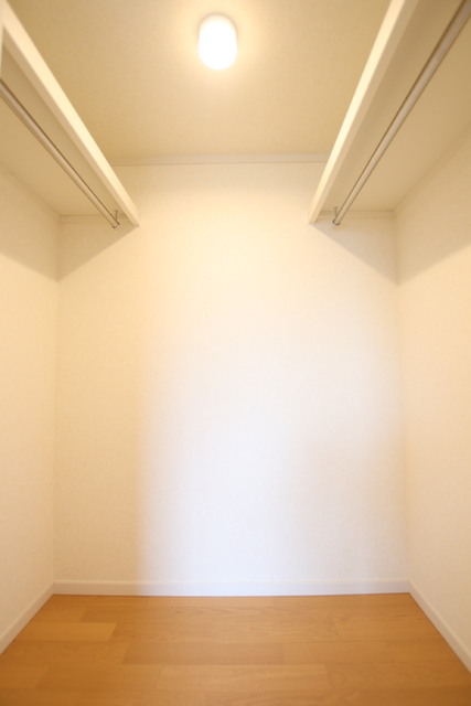 収納　ウォークインクローゼット