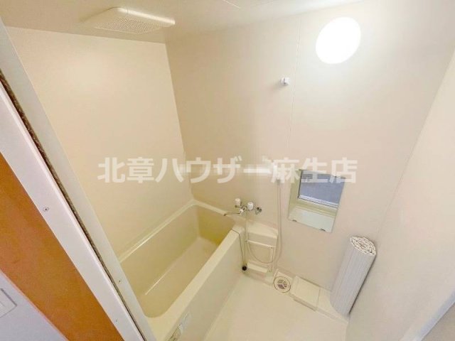 バス・シャワールーム　ゆったり過ごせるお風呂です