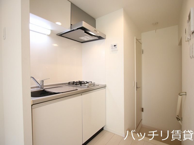 キッチン　画像は同型タイプの為現状を優先致します。