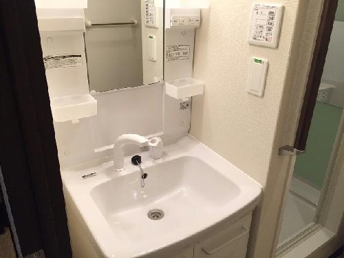 洗面設備　独立洗面台