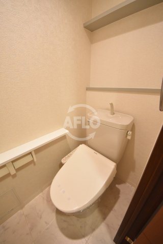 トイレ　コンソラーレ同心　トイレ