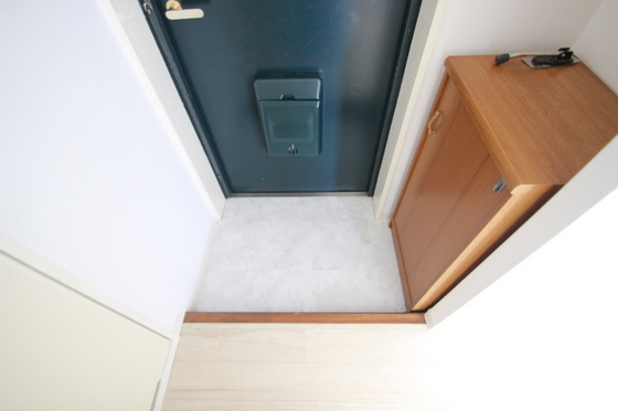 玄関　※他号室の写真です。