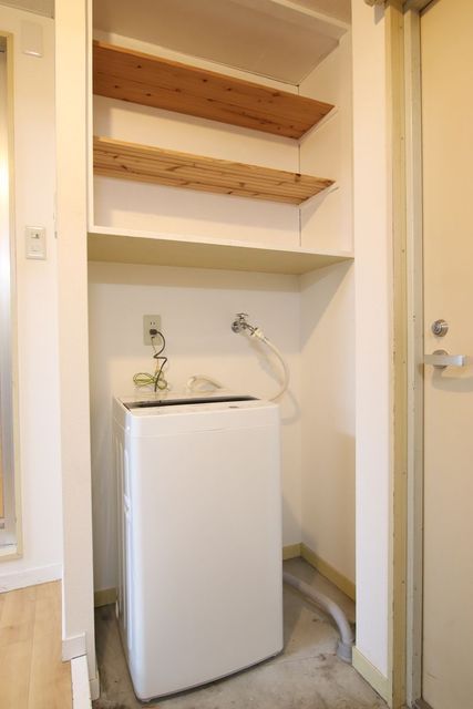 その他部屋・スペース　洗濯機置き場（備え付き）