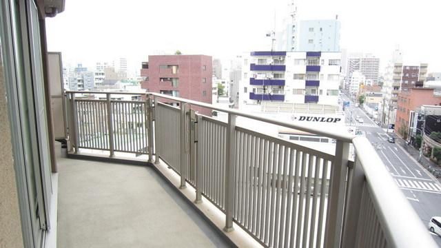 バルコニー　バルコニー