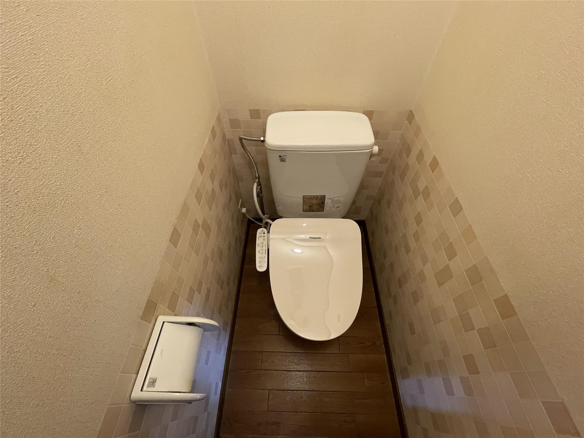 トイレ　トイレ