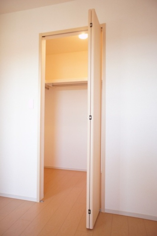 収納　図面と現状に相違がある場合には現状を優先