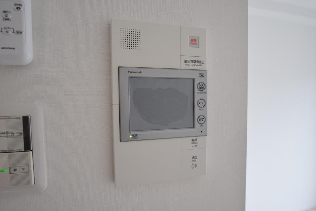 セキュリティ　カメラ付インターホン