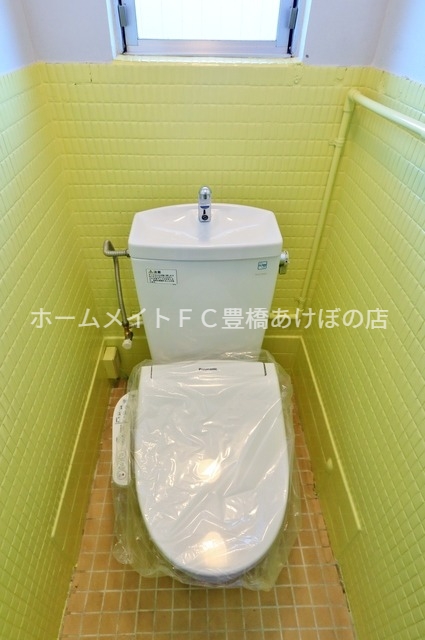 トイレ　同型別部屋写真（反転）