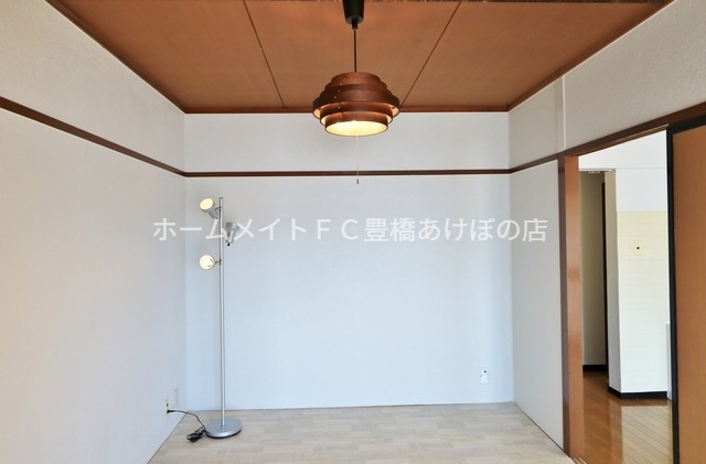 その他部屋・スペース　同型別部屋写真（反転）