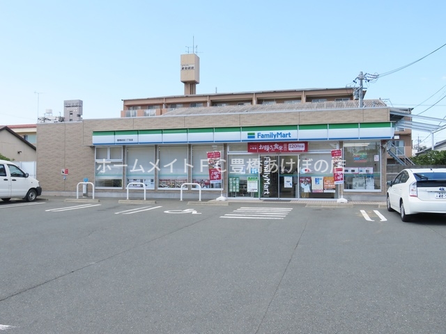 コンビニ　ファミリーマート豊橋前田二丁目店（コンビニ）まで356m