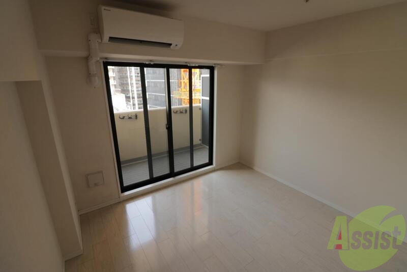 居室・リビング　大きいリビング