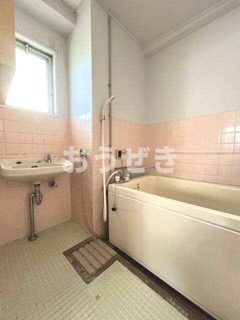 バス・シャワールーム　※追い炊き機能有